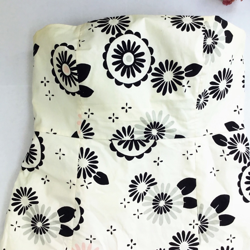 ❤️ Gap Cream & Black Stretch Strapless Ivory Geometric Flowers - Picture 4 of 10
